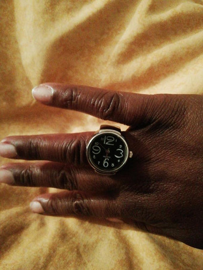 Montre à bague Elégante réglable pour homme et femme